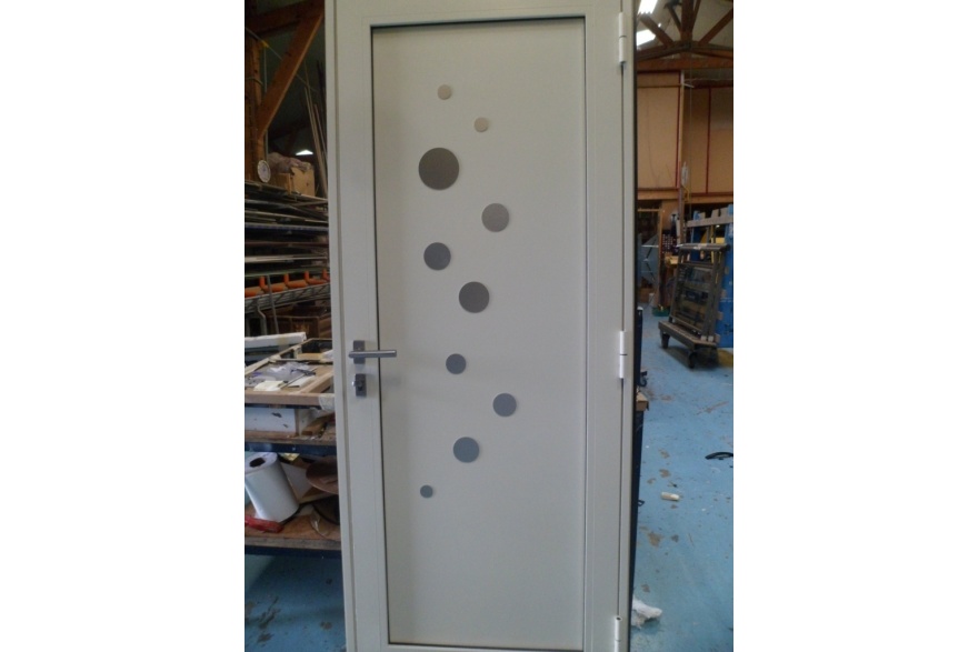 Porte avec bulles inox